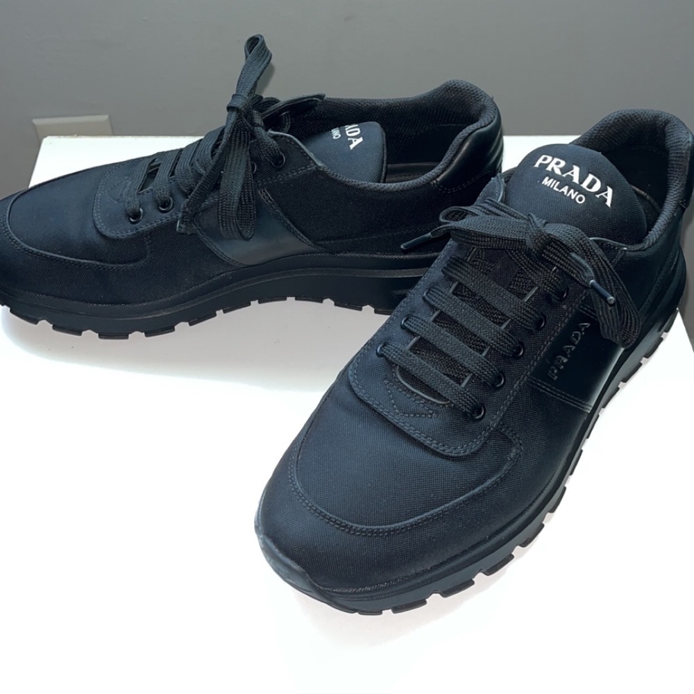 Men's Tonal Low-Top Sneakers Black